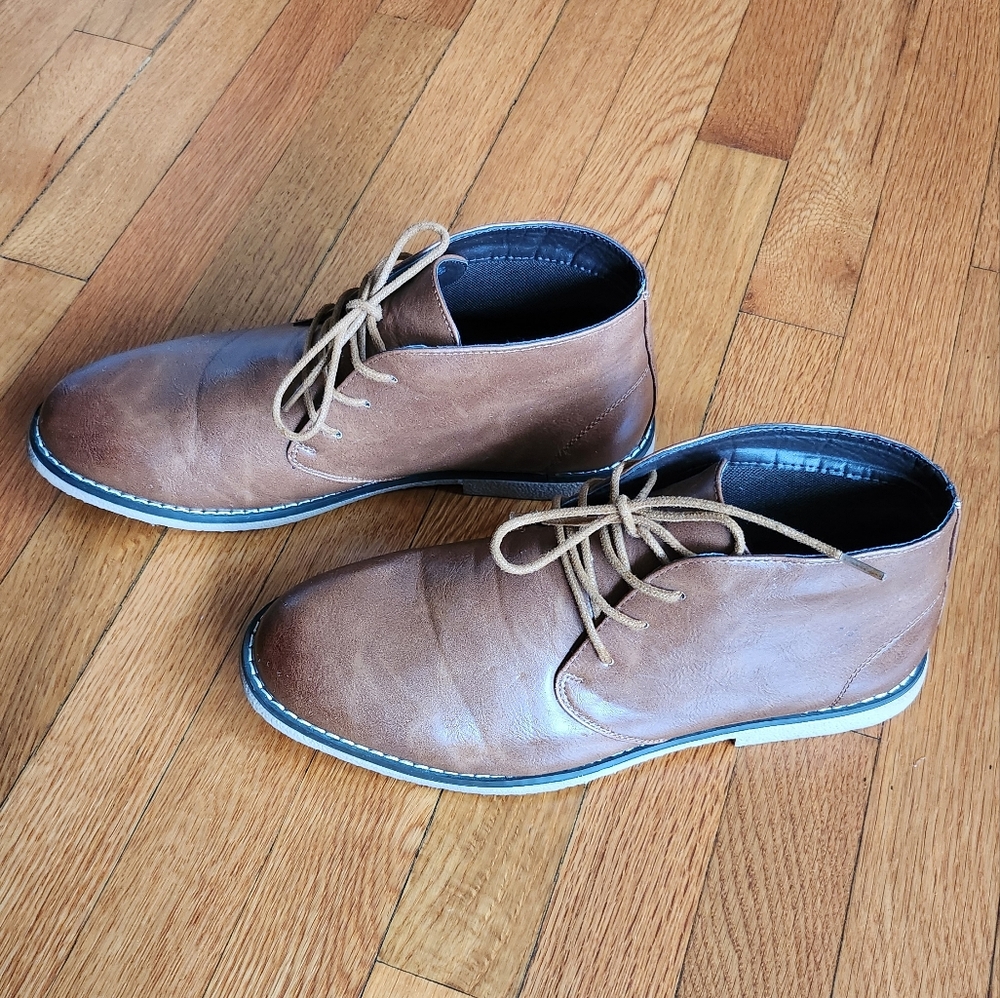 London Fog Brown Broadstreet Chukka Mens Boots 10.5 M Memory Foam Shoes Like New